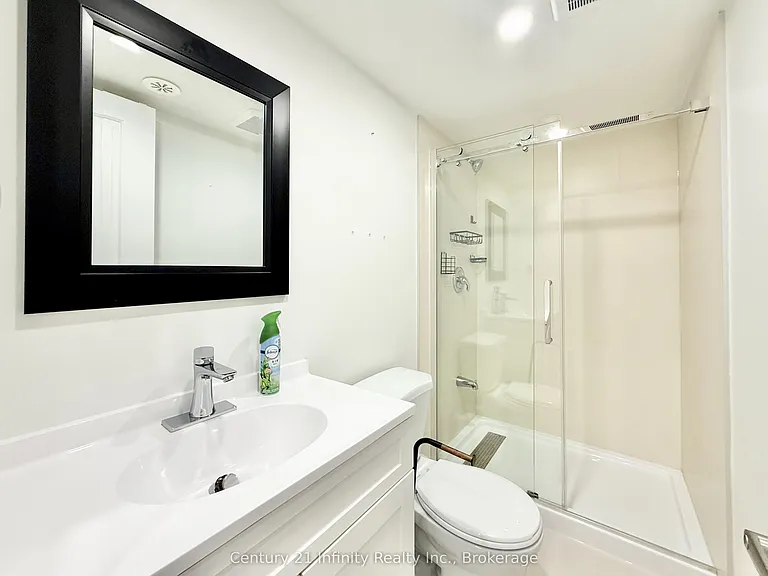 36 Elkington Cres #2 — Photo 9