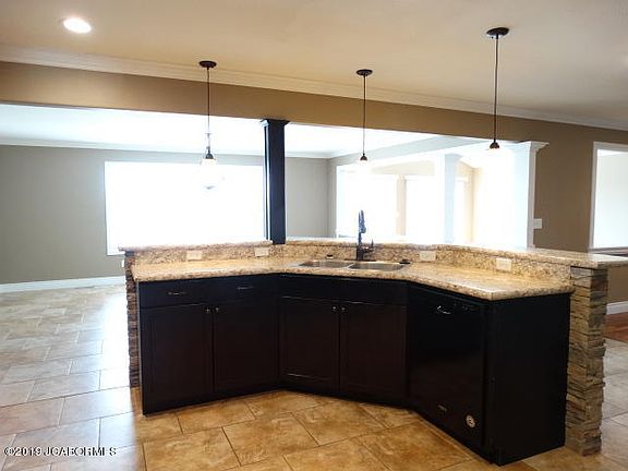 5th image of 9477 Erika Ln