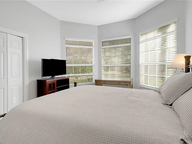 6757 Bent Grass Dr — Photo 17