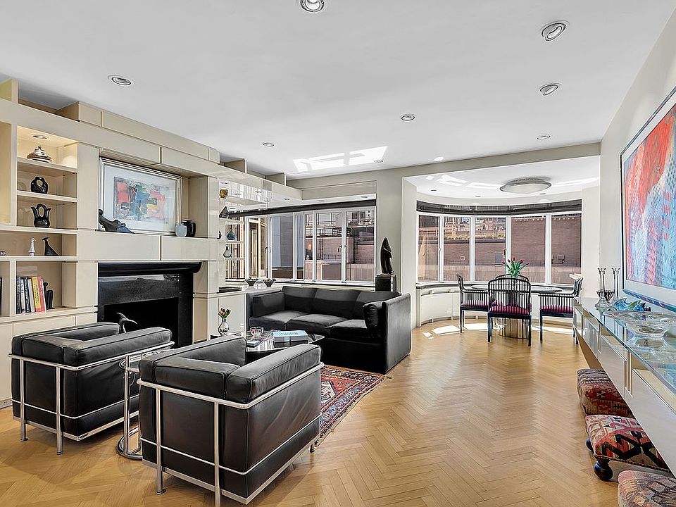 1st image of 17 W 54th St APT 9C