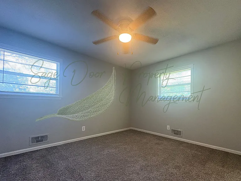5212 S Union St — Photo 17