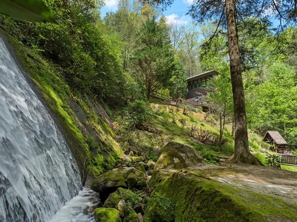 685 Gold Mine Rd, Highlands, NC 28741