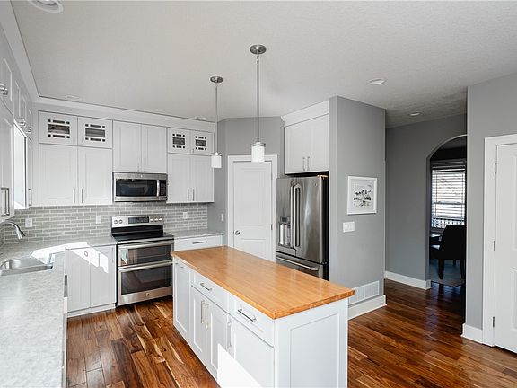 5th image of 3108 146th St