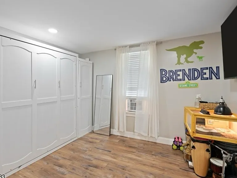 19 Gordon St #1 — Photo 4