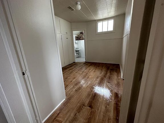 5th image of 1329 11th Ave #3