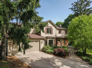 612 57th St, Downers Grove, IL 60516