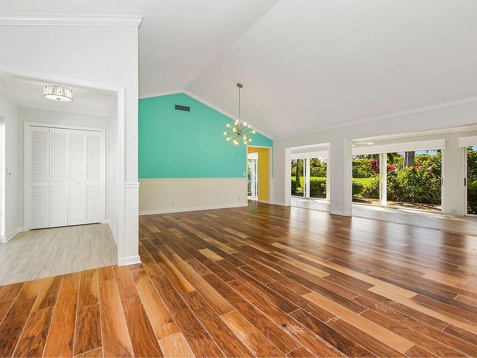 1st image of 4610 Sanderling Cir W