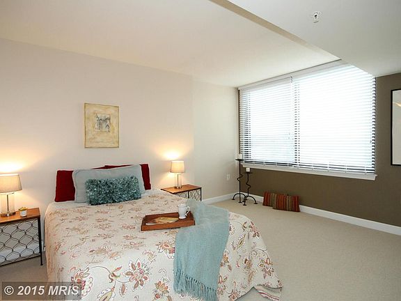3rd image of 2451 Midtown Ave APT 1221