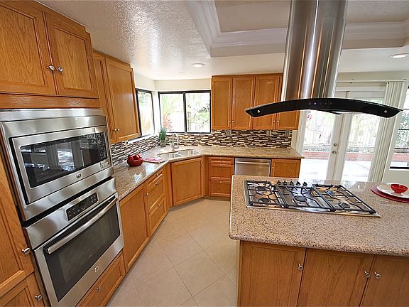 2nd image of 10269 Coralwood Ct