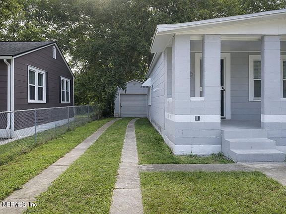2nd image of 2007 LAMBERT Street