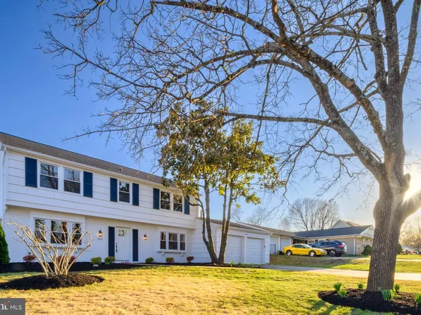 12409 Chalford Ln, Bowie, MD 20715