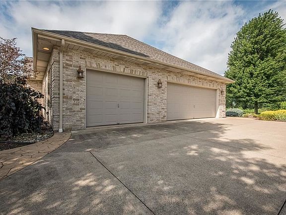 5th image of 7332 Jill Dr NW