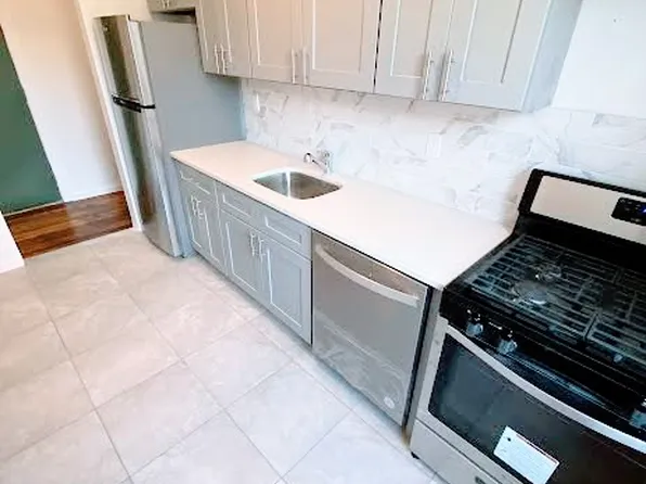 25-50 30th Road image 3 of 4