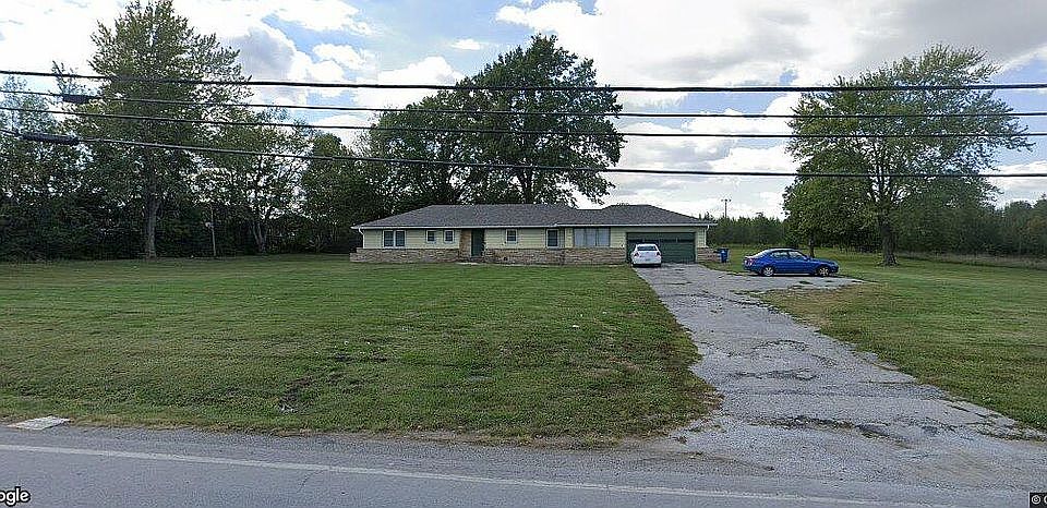 1st image of 136 Southwest Dr #13