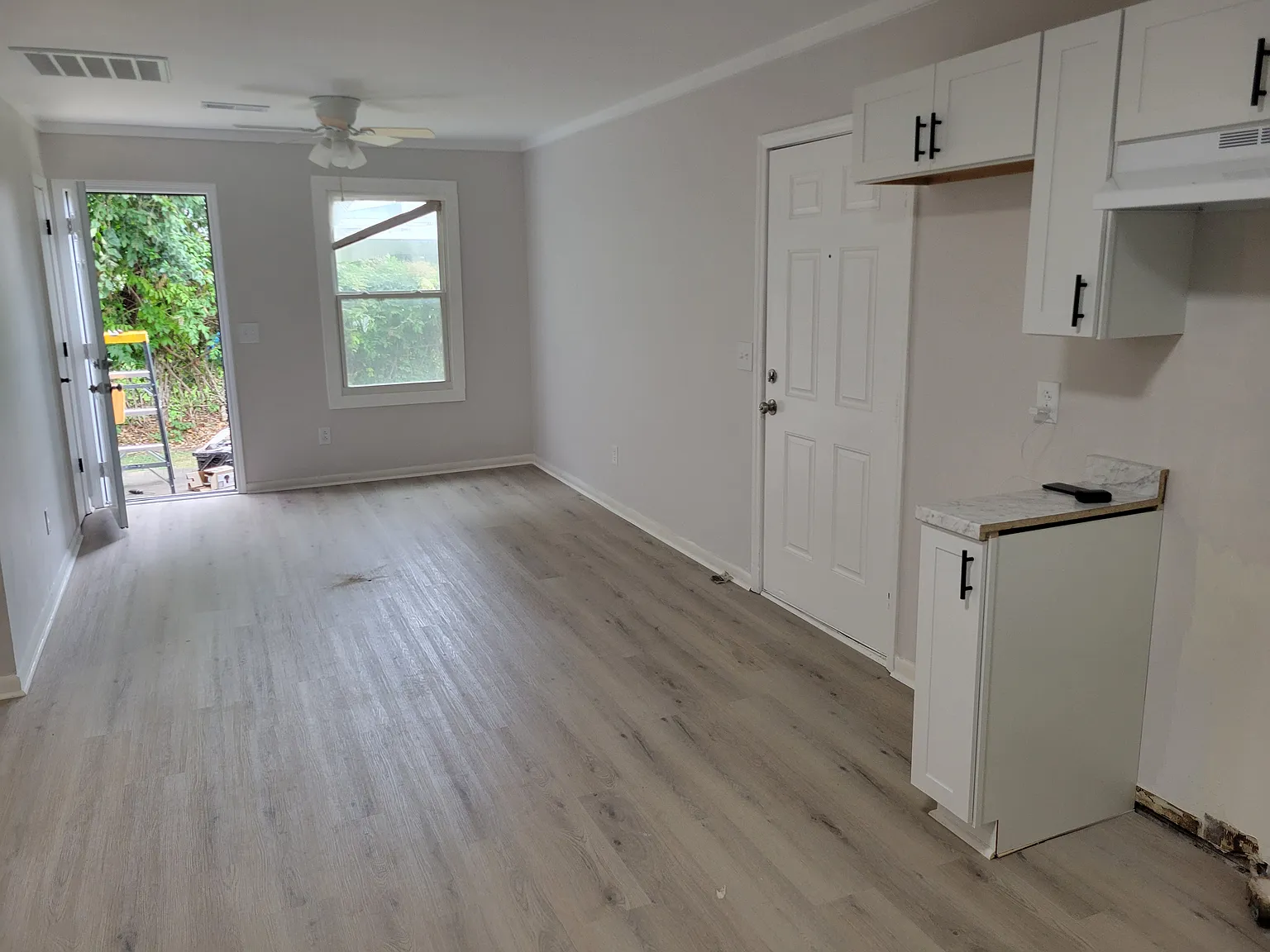 2 bed, 650 sqft, $1,140 — Photo 4