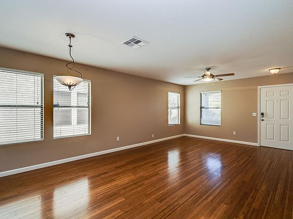 4th image of 221 E Gwen St
