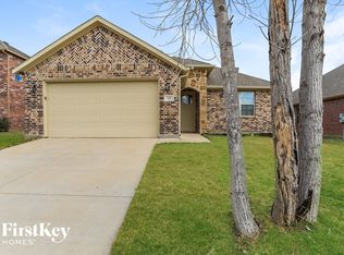 19 Bluebird Ln, Sanger, TX 76266