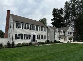 127 Beachside Ave, Westport, CT 06880