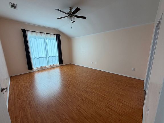 5th image of 417 Hardwicke Ln