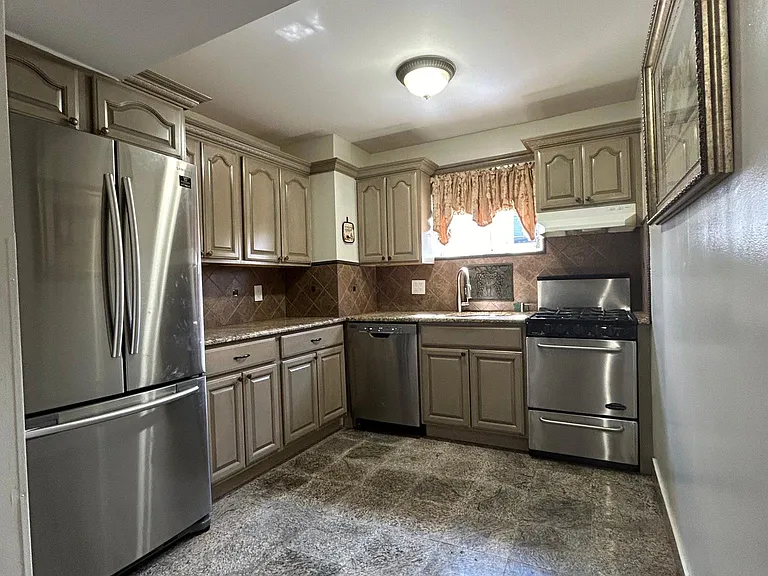 Fieldstone Rd — Photo 3