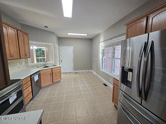 5th image of 425 Indian Hills Rd