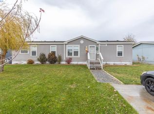 6604 James St, West Richland, WA 99353