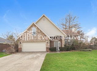1668 Niagara St, Springdale, AR 72762