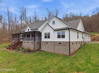 113 Brashears Rd, Harriman, TN 37748