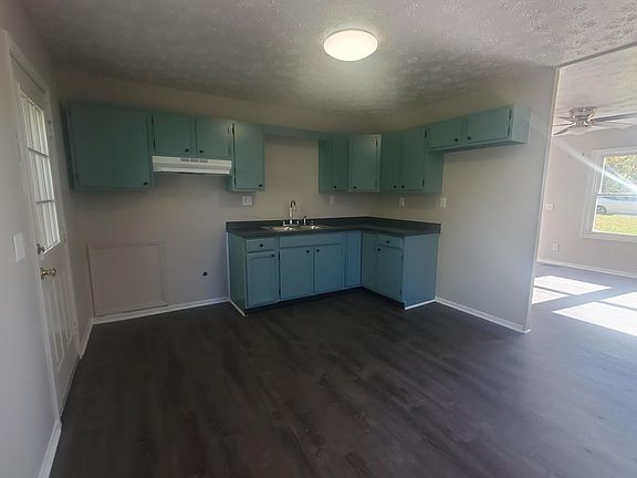 5th image of 1444 W 2nd St
