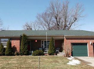 820 S 9th St, Saint Clair, MI