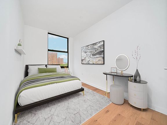 2nd image of 2338 2nd Ave #8B