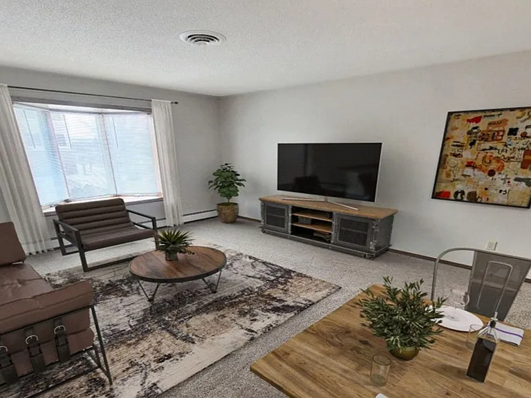 Alvine Properties — Photo 2