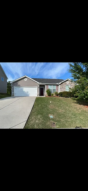 3 bed, 2.0 bath, 1556 sqft, $1,675 — Photo 1