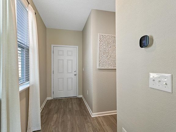 5th image of 251 Mustard Hill Ct