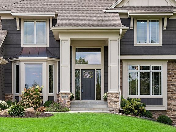 5th image of 21180 Wellington Pl