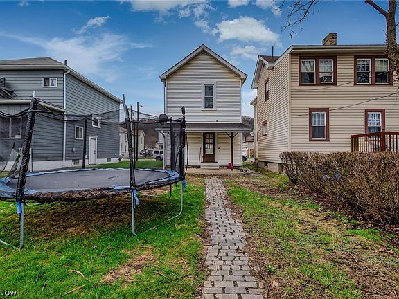 4th image of 628 N 3rd St