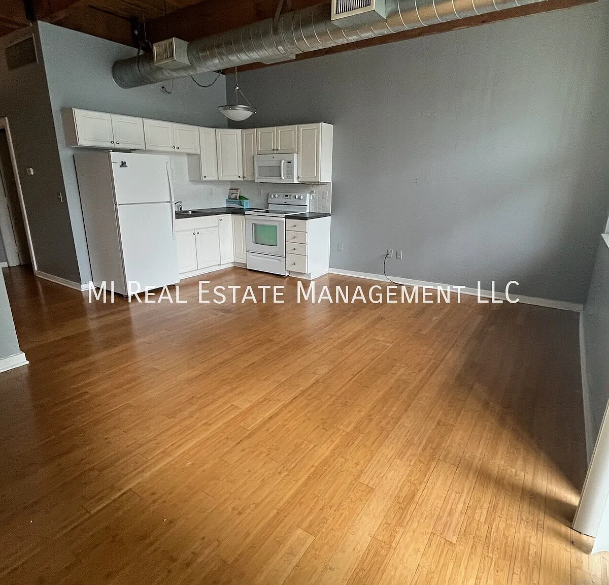 Studio, 1.0 bath, 550 sqft, $1,350 — Photo 3