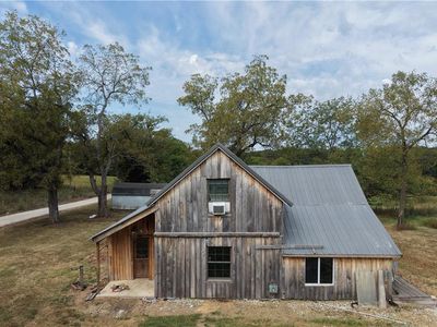 2251 E 360th Rd, Louisburg, MO, 65685