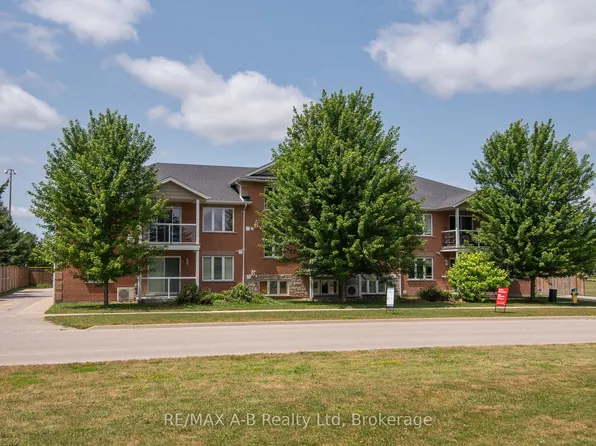 148 Borden St #1, Stratford, ON N5A 0G1