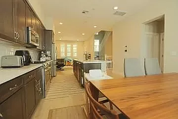 138 Saratoga Ave #5 — Photo 3