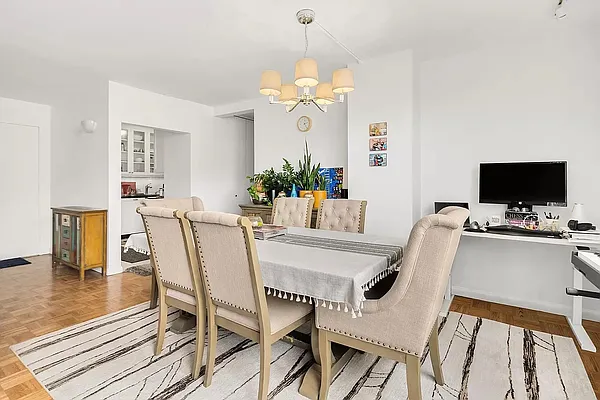 Rented by Douglas Elliman | media 13