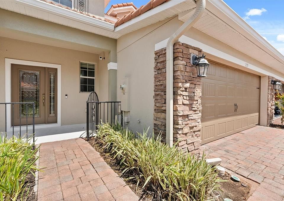 1st image of 299 Terracina Dr