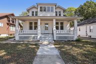 Benton St-S1010-001.jpg