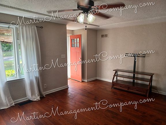 3rd image of 1616 W 14th St
