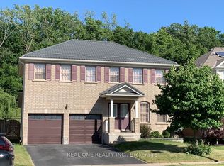209 Blackburn Dr, Brantford, ON N3T 0A5