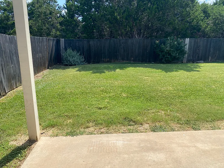 1639 Green Hill Dr — Photo 35