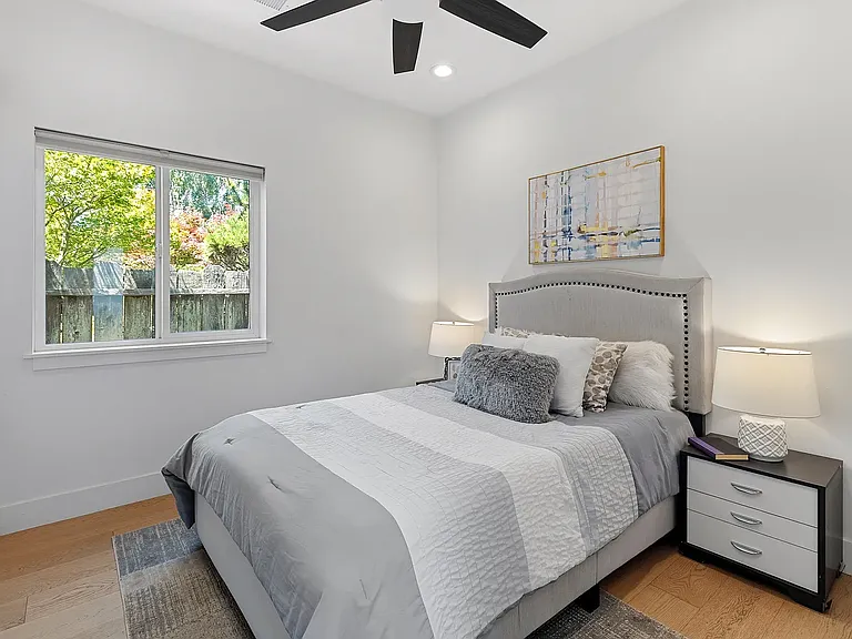 348 San Pablo Ave #B — Photo 9