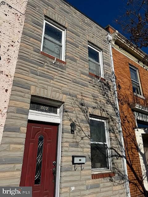 2nd image of 802 Washington Blvd