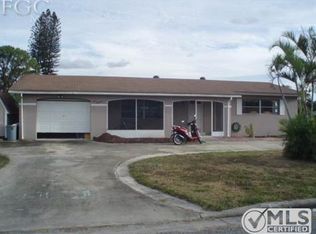 500 Shadyside St, Lehigh Acres, FL 33936