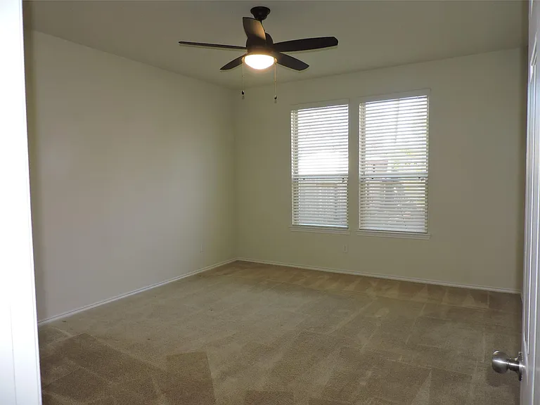 4022 Timber Sapp Dr — Photo 18